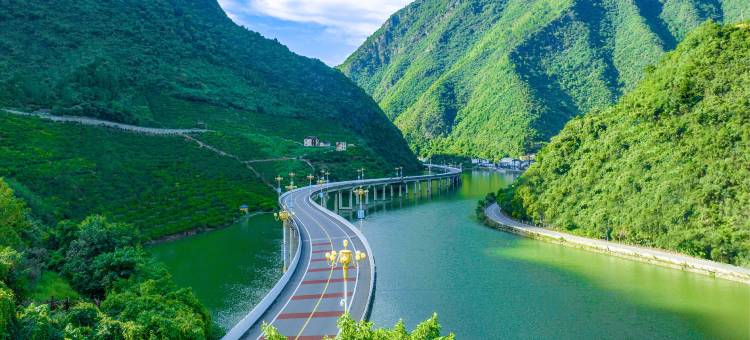 昭君山庄(兴山高铁站店)图片