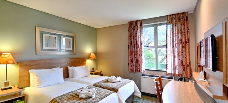 城市小屋-约翰内斯堡鲁德普特(Town Lodge Roodepoort)图片