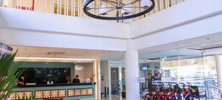 日惹玛丽奥勃洛酒店(Luxury Malioboro Yogyakarta Hotel)图片