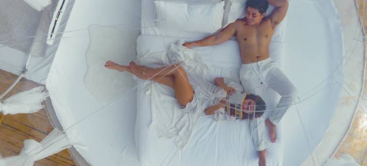 三泡泡屋(The Three Bubble Houses)图片