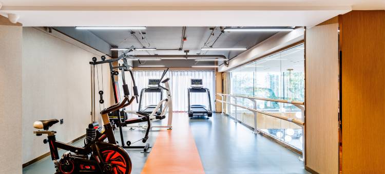 潮漫酒店(哈尔滨松北世茂大道冰雪大世界店)图片