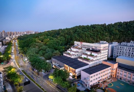 杭州雷迪森怿曼酒店（临平万达广场店）外景图