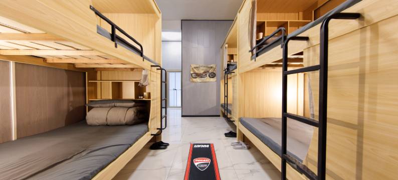 小绿机车温泉青年旅馆(洱源牛街店)图片