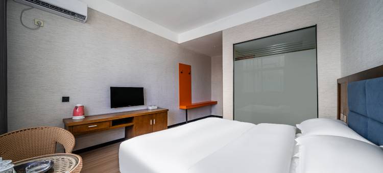 昆明龙泽商务酒店(滇池国际会展中心店)图片