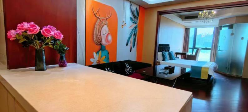 汉奢假日酒店(南京绿城水晶蓝湾百家湖地铁站店)图片