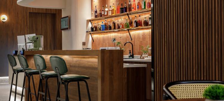重庆明月朋酒店(洪崖洞解放碑店)图片