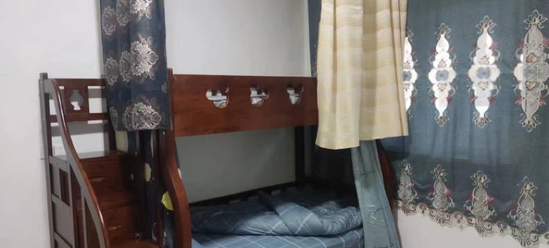 芒康藏家客栈图片