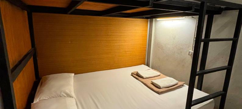 OYO612汉萨青年旅馆(Hansa Bangkok Hostel Khaosan)图片