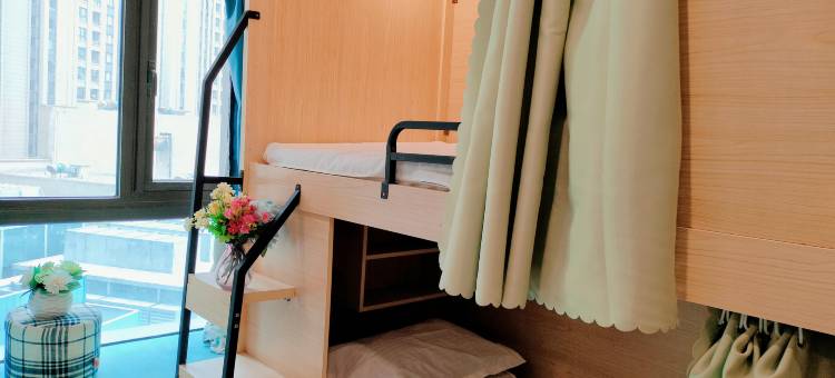 美誉青年民宿(高新万科广场店)图片