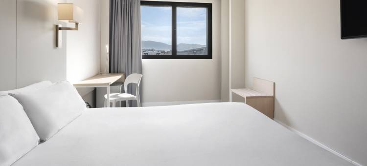 格拉纳达埃斯塔西翁住宿加早餐旅馆(B&B Hotel Granada Estación)图片