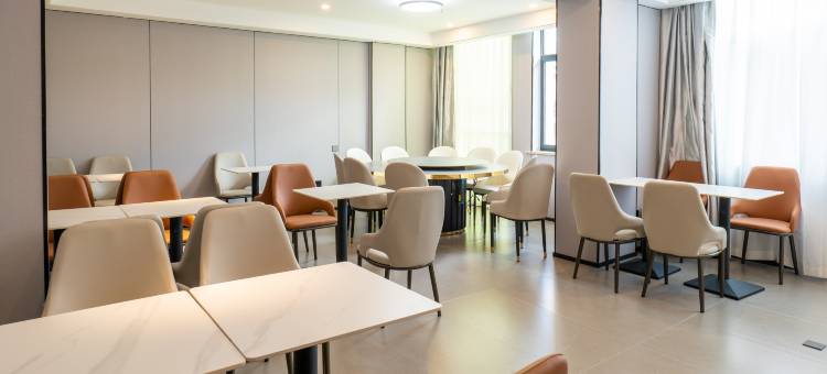 尚客优酒店(上饶德兴饶守坤公园店)图片