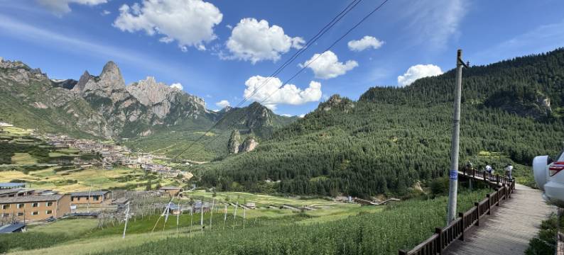 崖岸18°｜全视野日出•晨雾观景美宿(扎尕那景区店)图片