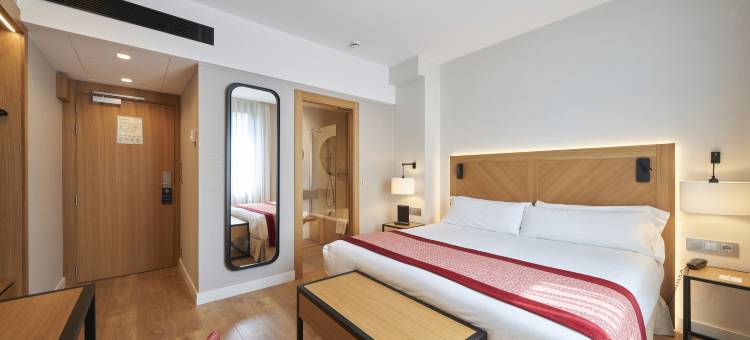 伯纳巴塞罗那饭店(Catalonia Eixample 1864)图片