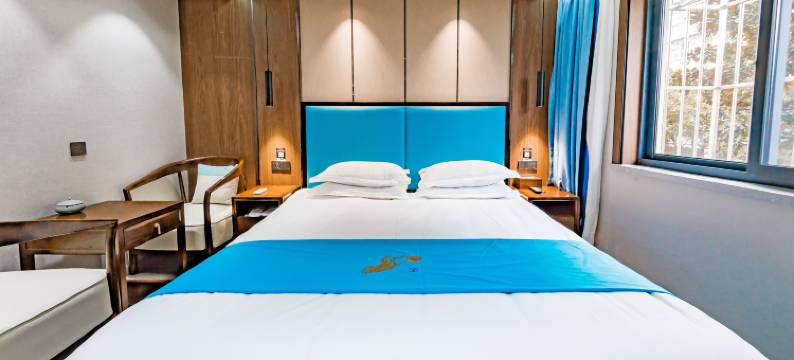 普陀山平安里民宿(普济寺店)图片