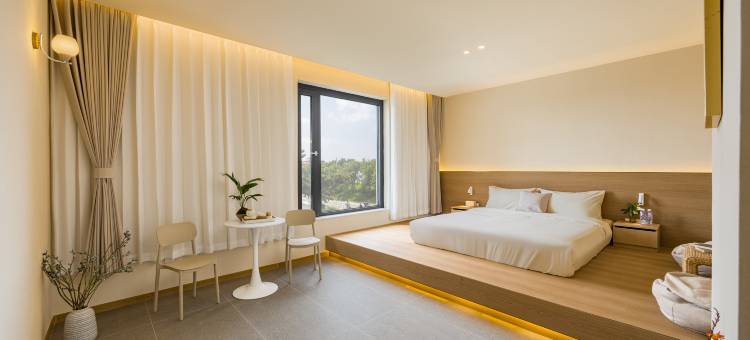 云漫酒店(火炬八街国际海水浴场店)图片