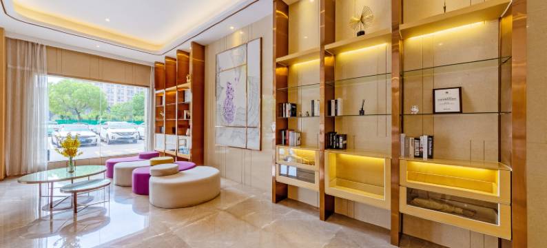 寓约电竞酒店(抚州高铁站华美立家建材居广场店)图片