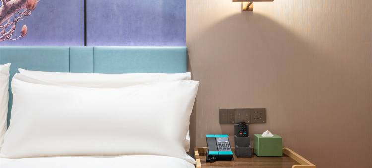 白玉兰酒店(上海世博园浦三路店)图片