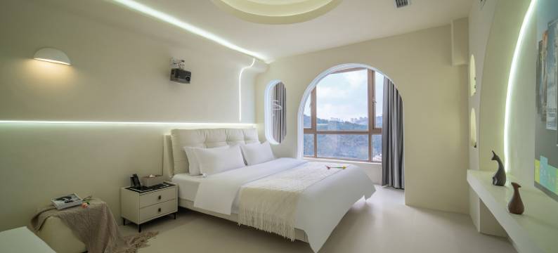 天际高空影院酒店(贵阳花果园购物中心店)图片