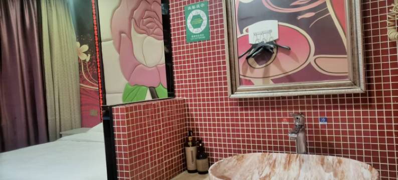 豪爱精品酒店(上海西渡地铁站店)图片