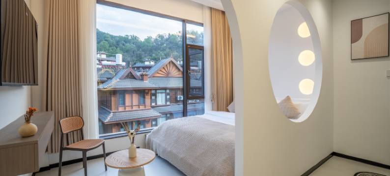 庭野·云牧Holiday Villa｜花园观景美宿(芒市傣族古镇店)图片