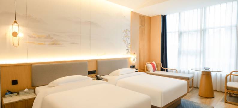 安吉尔大酒店(岳阳天伦美食街店)图片