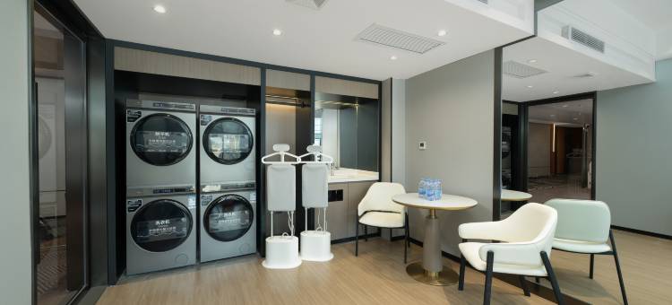 丽呈铂锐酒店(广州奥体中心鱼珠地铁站店)图片