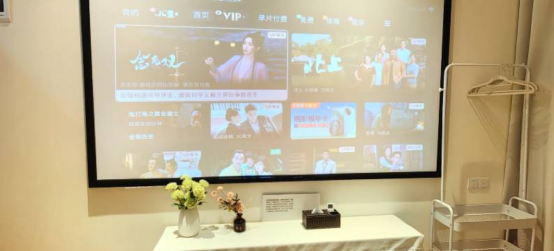 初见余生主题民宿(大连北站体育中心店)图片