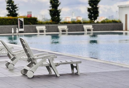 Platino Hermès Palette 3BR 6pax nr Paradigm mall Hotel Overview