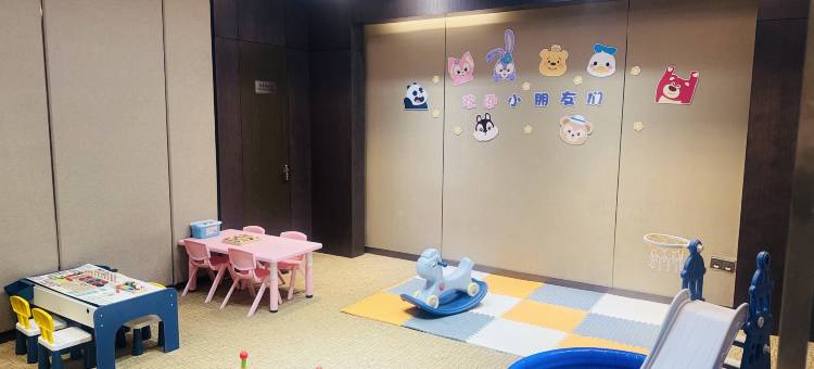 南通诺华廷酒店(南通森林野生动物园南通站店)图片