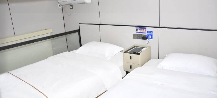 贰肆贰公寓(广州上下九步行街华林寺地铁站店)图片