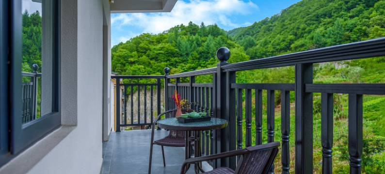 神农架依山小楼民宿(大九湖坪阡古镇店)图片