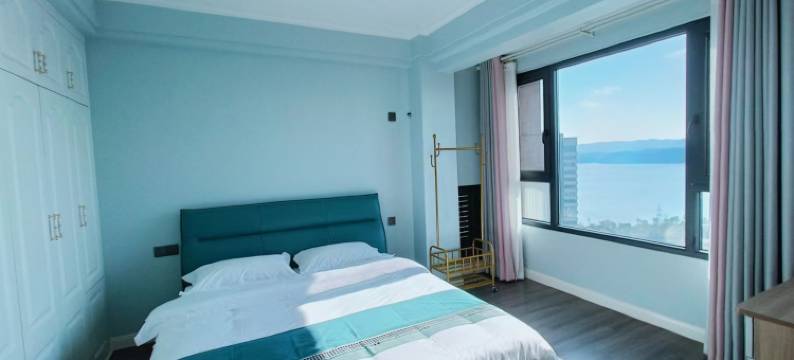 郧阳区江畔云顶民宿图片