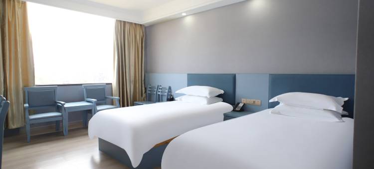 满江红酒店(江山体育馆店)图片