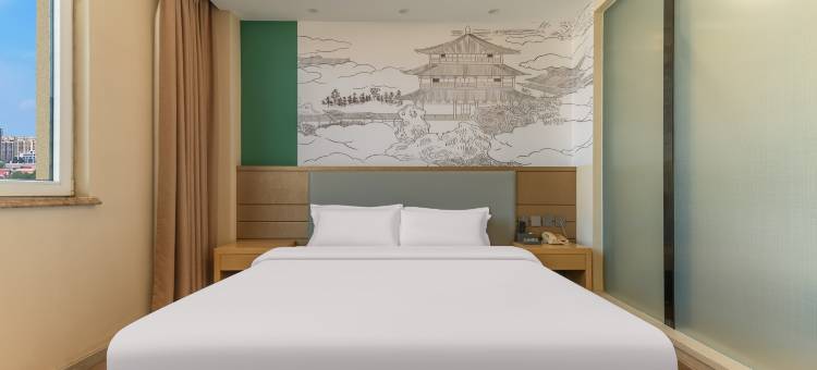 艺龙瑞云酒店(唐山曹妃甸区兴海名都广场店)图片