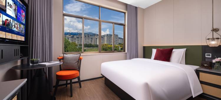 云跃•未来|SAPIENTIA•UTOPIA智能多维设计酒店(高铁站万地广场店)图片