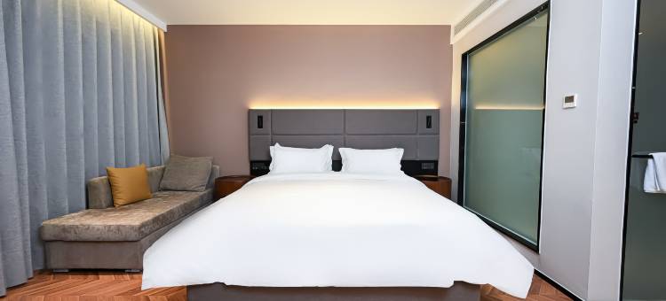 艺选酒店(济南财经大学燕山校区南门店)图片