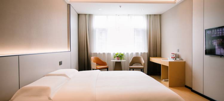 定边索菲利亚大酒店(定边火车站时代广场店)图片