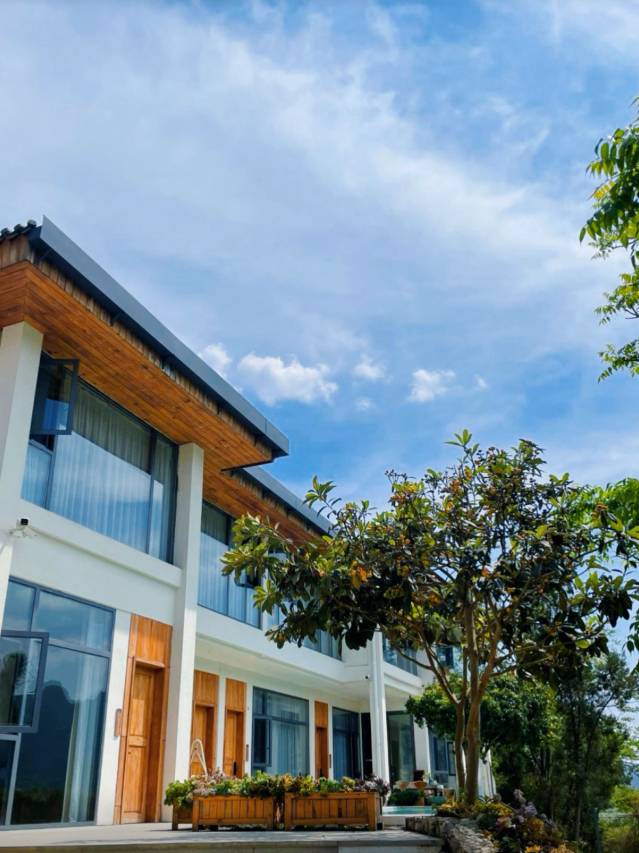 有山阁・Vista Retreat 河畔望峰观景美宿(万峰林景区八卦田店)图片