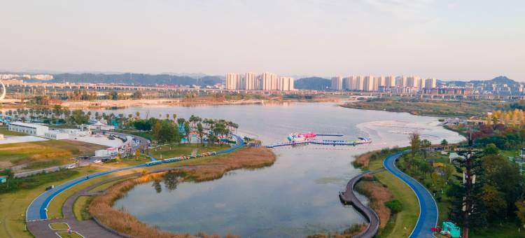 锦呈云希酒店(遂宁永盛湖万象汇店)图片