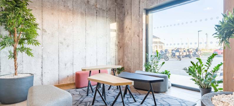 法国普瓦捷机场B&B住宿加早餐酒店(B&B Hotel Poitiers Aéroport)图片