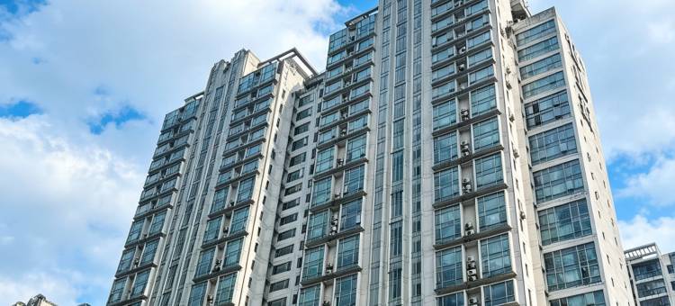 武汉光谷广场华科大地铁站丽呈睿轩酒店图片
