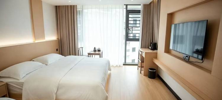张家界湘约一生客栈(张家界高铁站72楼店)图片