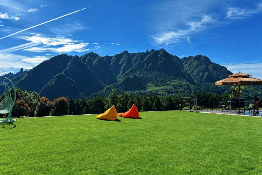 棲漫·悦林谷觀日出民宿(張家界國家森林公園店)