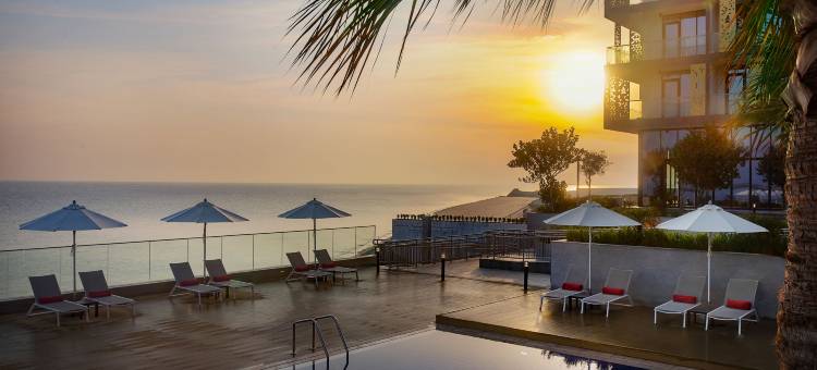 米尔法海湾酒店(Beach Bay Hotel Mirfa)图片