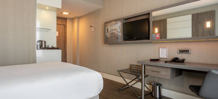 伊斯坦布尔拜拉姆贝沙华美达安可酒店(Ramada Encore by Wyndham Istanbul Bayrampasa)图片