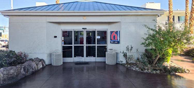 拉斯维加斯, 内华达6号套房酒店-丽阳(Studio 6 Suites Las Vegas, NV - Tropicana)图片