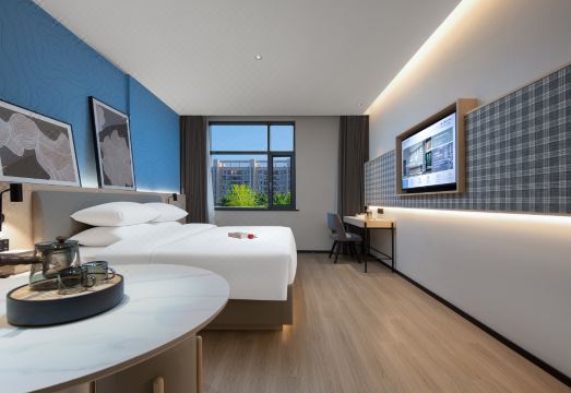 Country Inn & Suites by Radisson Hotel (Jingzhou Shishou Xiulin Dadao) Hotel Overview