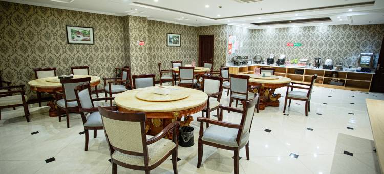 如家睿柏·云酒店(金湖苏宁易购广场店)图片