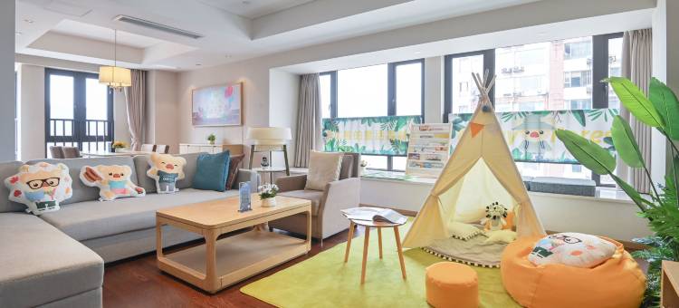 重庆盛捷长江服务公寓图片