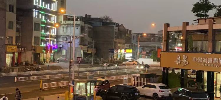 蛋壳酒店(柳州西环建材市场店)图片